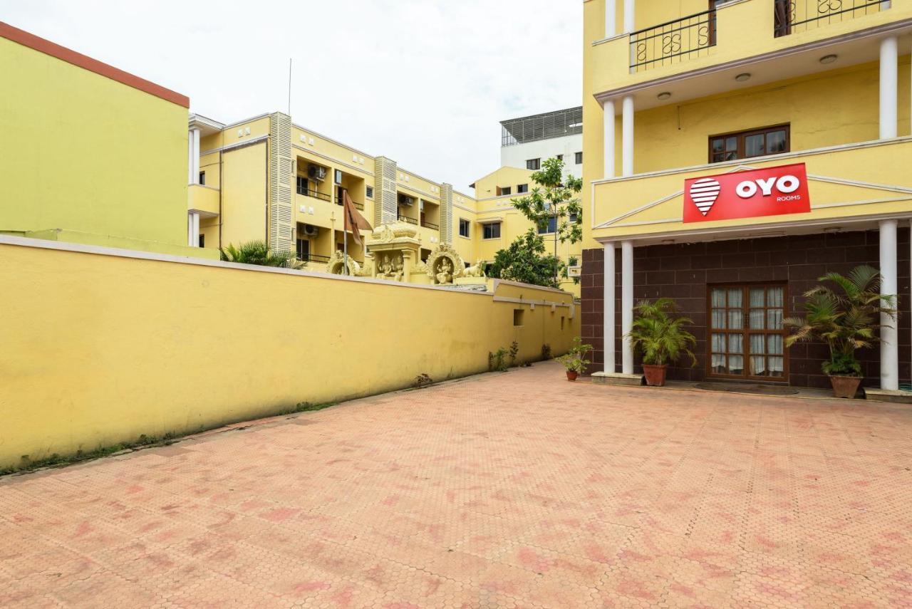 Stayeasy Majestic Bengaluru Kültér fotó