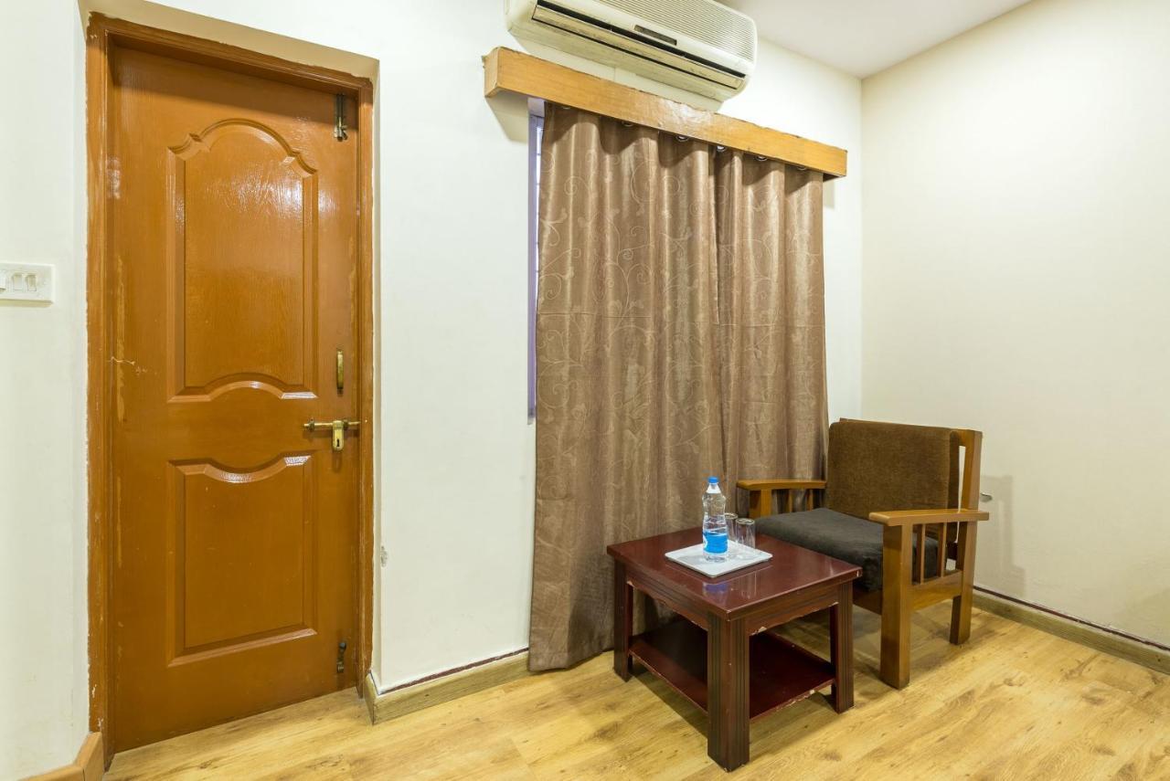 Stayeasy Majestic Bengaluru Kültér fotó