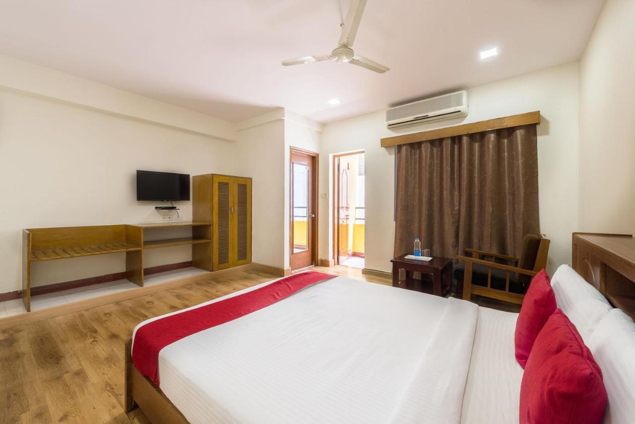 Stayeasy Majestic Bengaluru Kültér fotó
