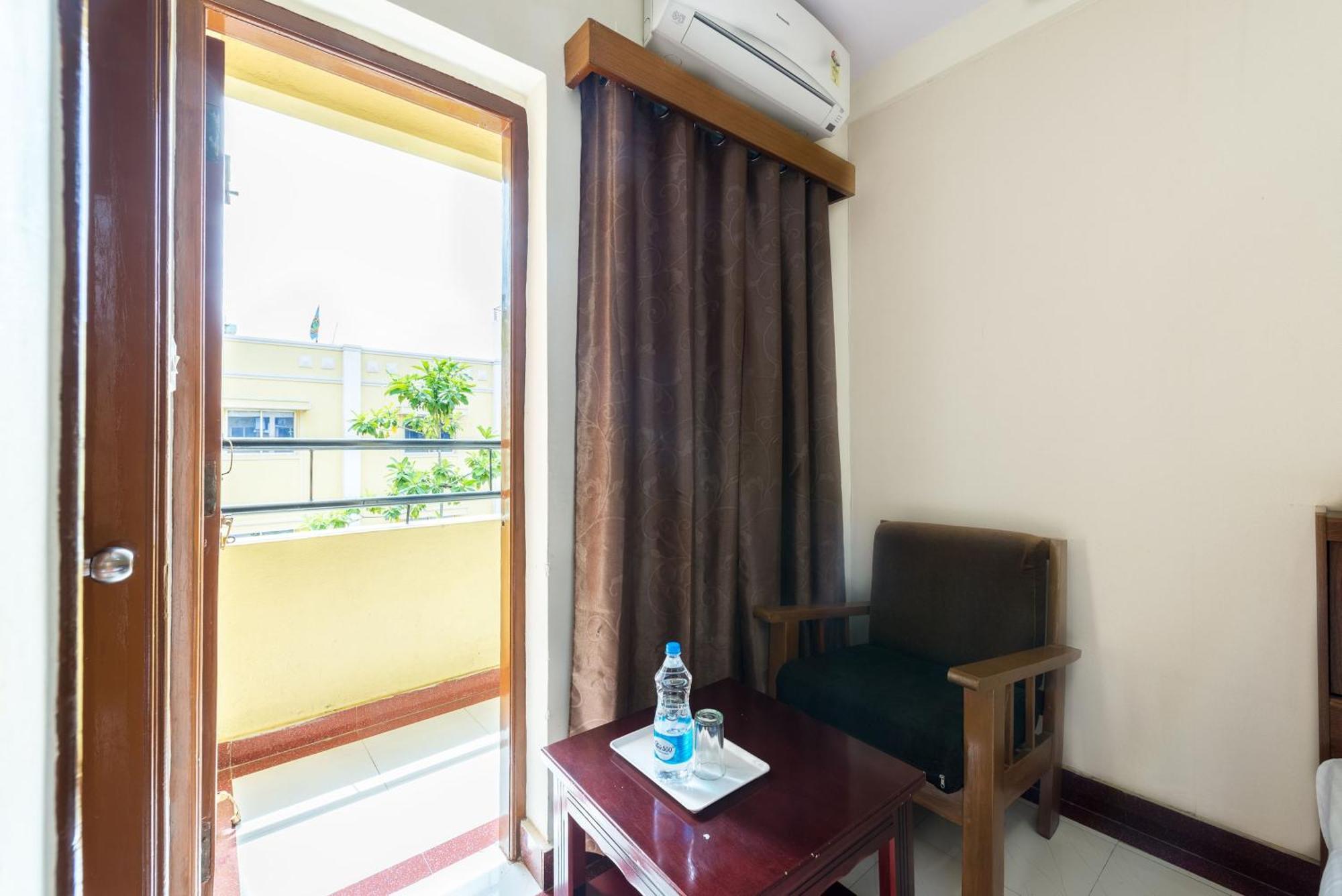 Stayeasy Majestic Bengaluru Kültér fotó