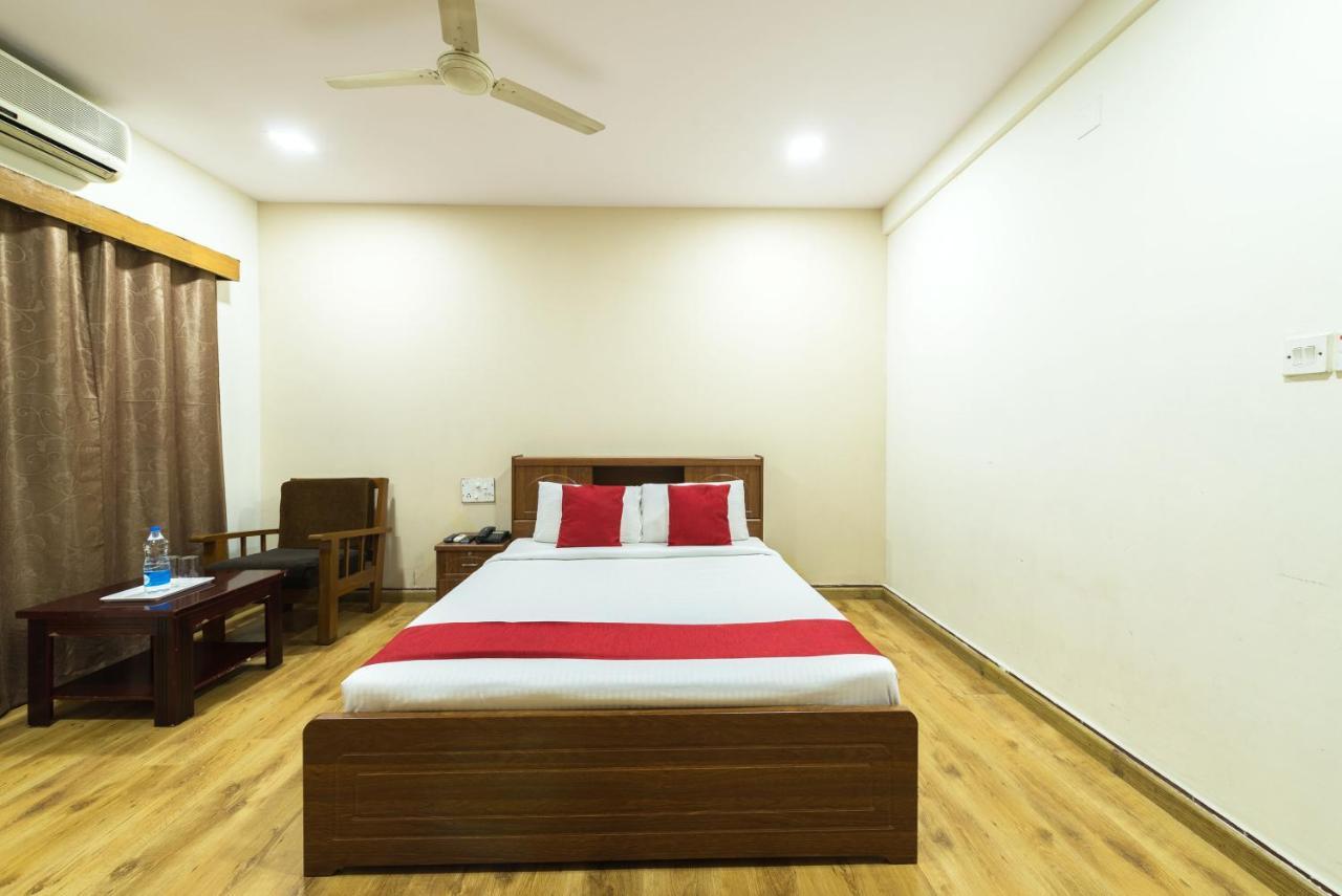 Stayeasy Majestic Bengaluru Kültér fotó